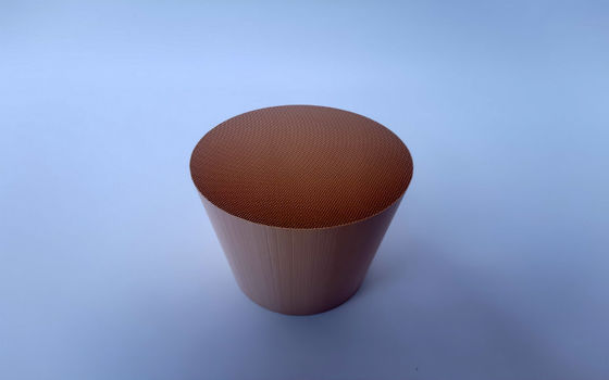 Euro 4 5 6 Sdpf Catalyst POC DOC CDPF Scr التخفيض التحفيزي الانتقائي في محركات الديزل