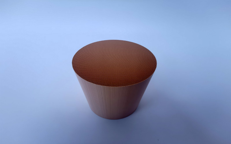 Euro 4 5 6 Sdpf Catalyst POC DOC CDPF Scr التخفيض التحفيزي الانتقائي في محركات الديزل