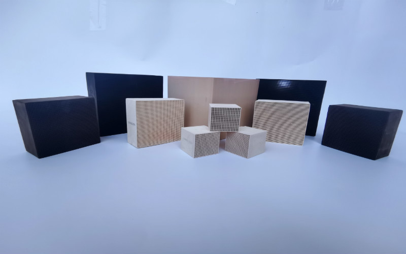 محفز إزالة الأوزون 150x150mm محفز معالجة الرائحة العضوية المتطايرة